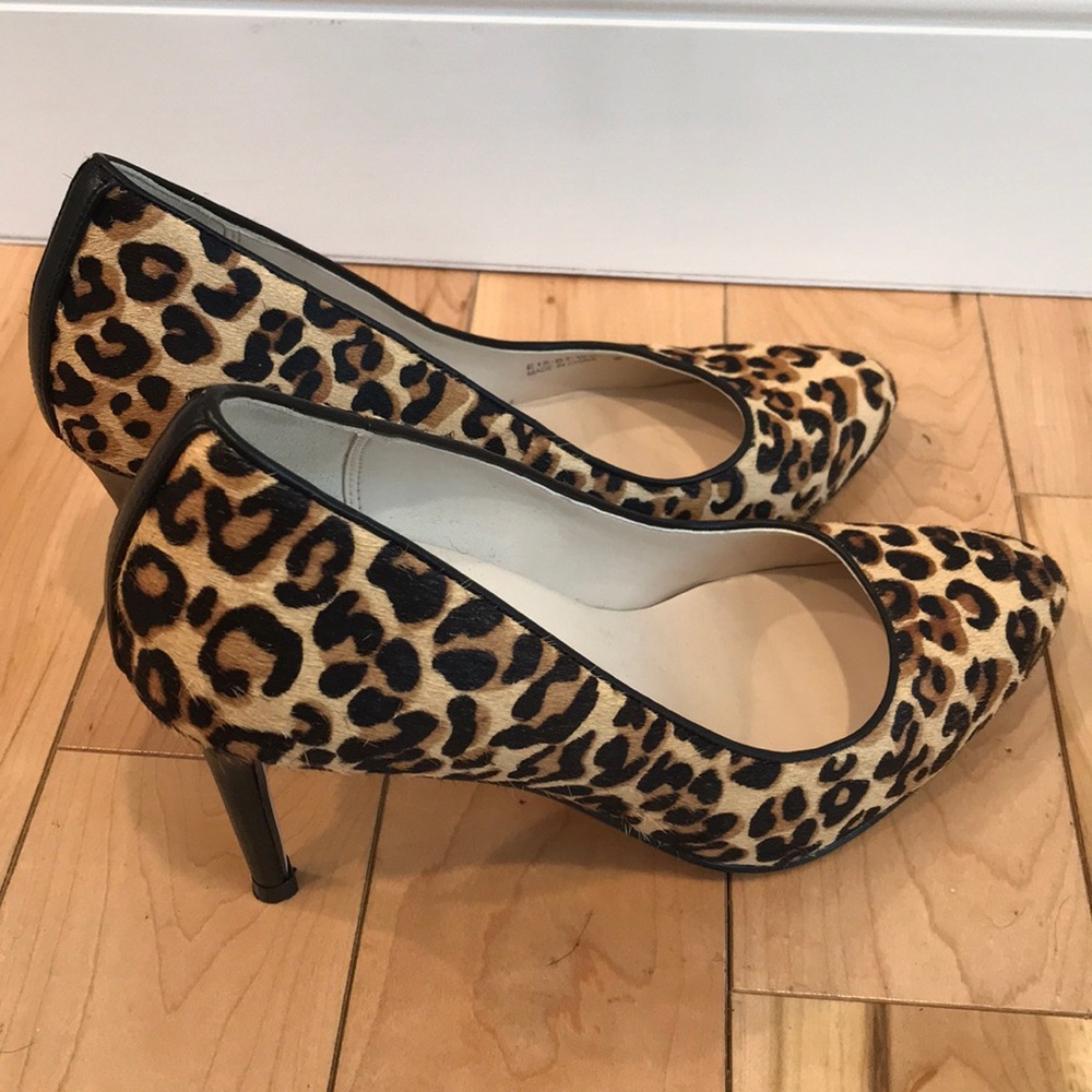 Almond-Toe, Haircalf Pump
